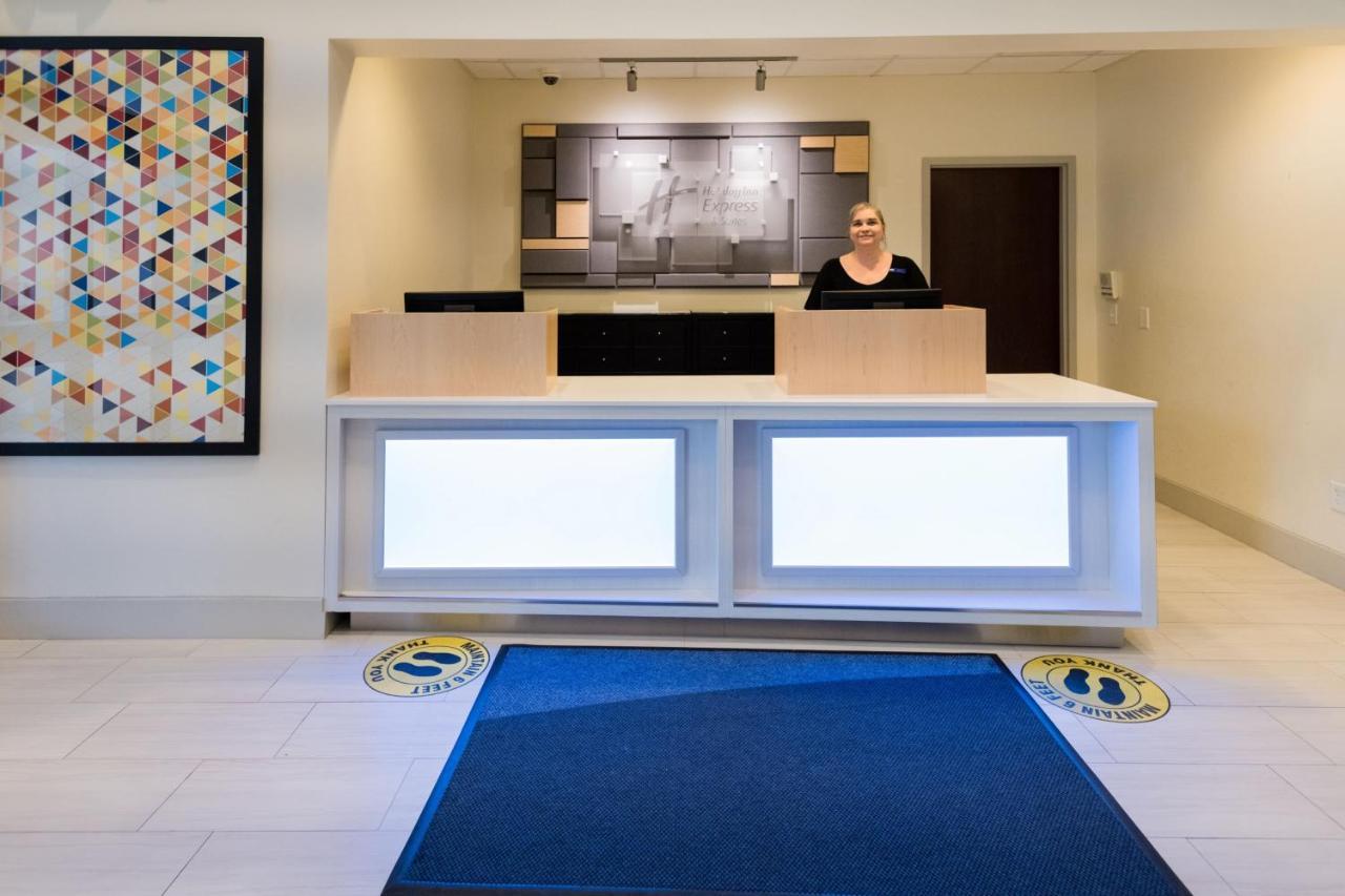 Holiday Inn Express & Suites Lexington North West-The Vineyard By Ihg Esterno foto