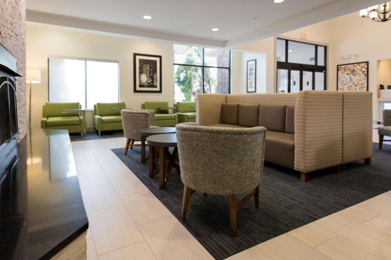Holiday Inn Express & Suites Lexington North West-The Vineyard By Ihg Esterno foto