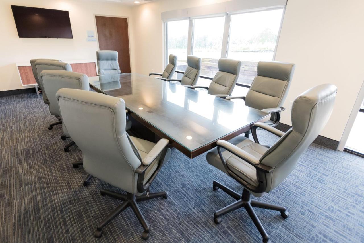 Holiday Inn Express & Suites Lexington North West-The Vineyard By Ihg Esterno foto