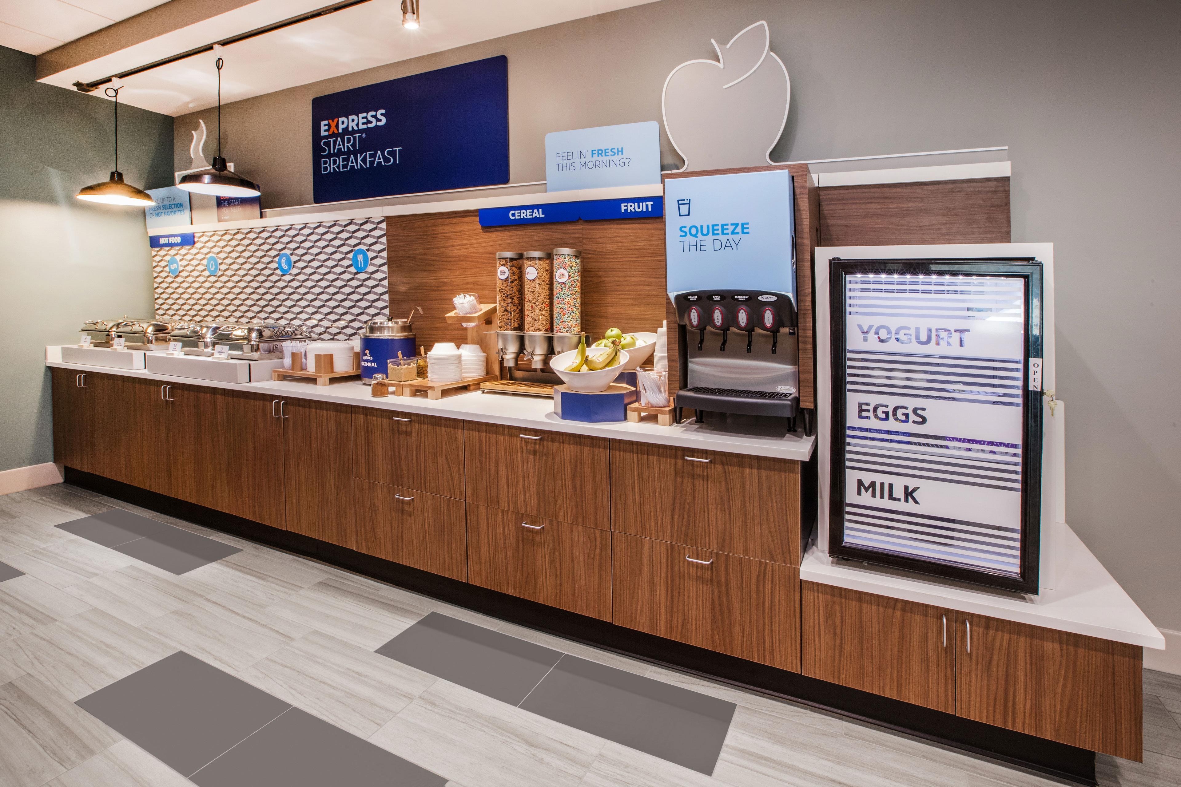 Holiday Inn Express & Suites Lexington North West-The Vineyard By Ihg Esterno foto